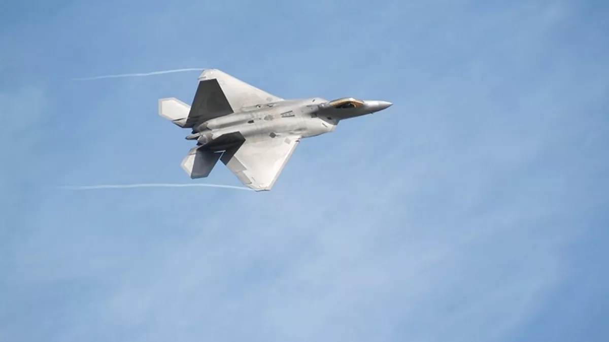 Ne F-16 ne F-35... Listenin başında F-22 Raptor var!
